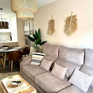  Apartment Piso Centrico En Calle Luis Vives 1,