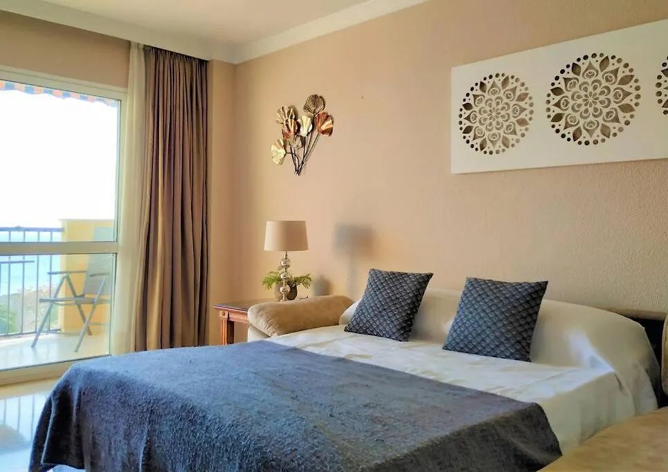 Apartment Don Gustavo 2 Bedroom Beach Front Apt, Sea Views Benalmadena