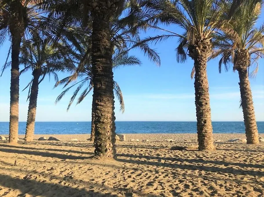 Don Gustavo 2 Bedroom Beach Front Apt, Sea Views Benalmadena